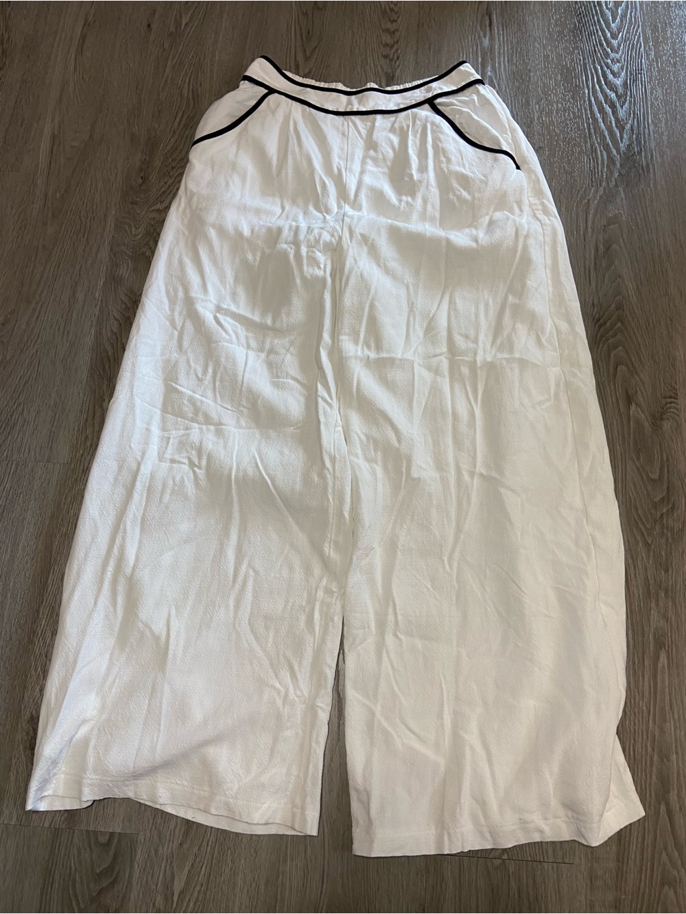 Sienna Sky White Wide-Leg Pants with Black Piping